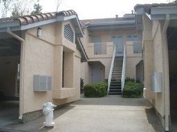 330 Leslie Common #105